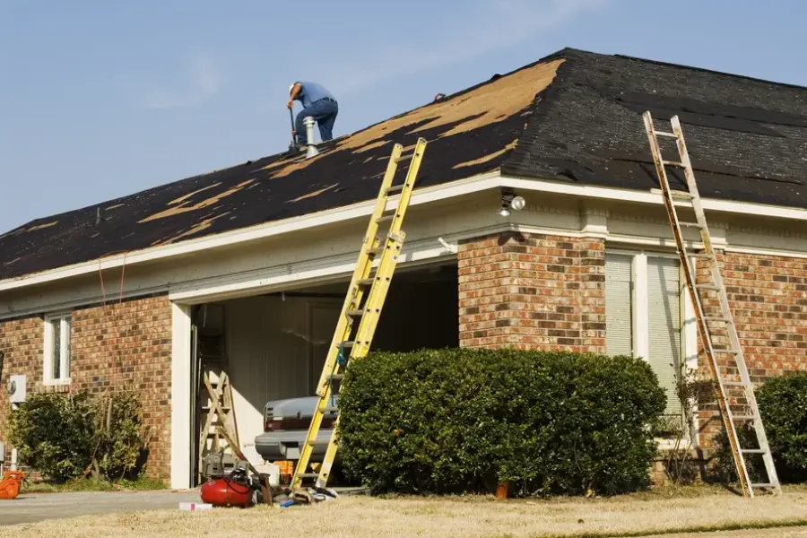 Key Questions To Ask A Roofing Contractor Before Hiring in Hilton, NY Key Questions To Ask A Roofing Contractor Before Hiring in Hilton, NY